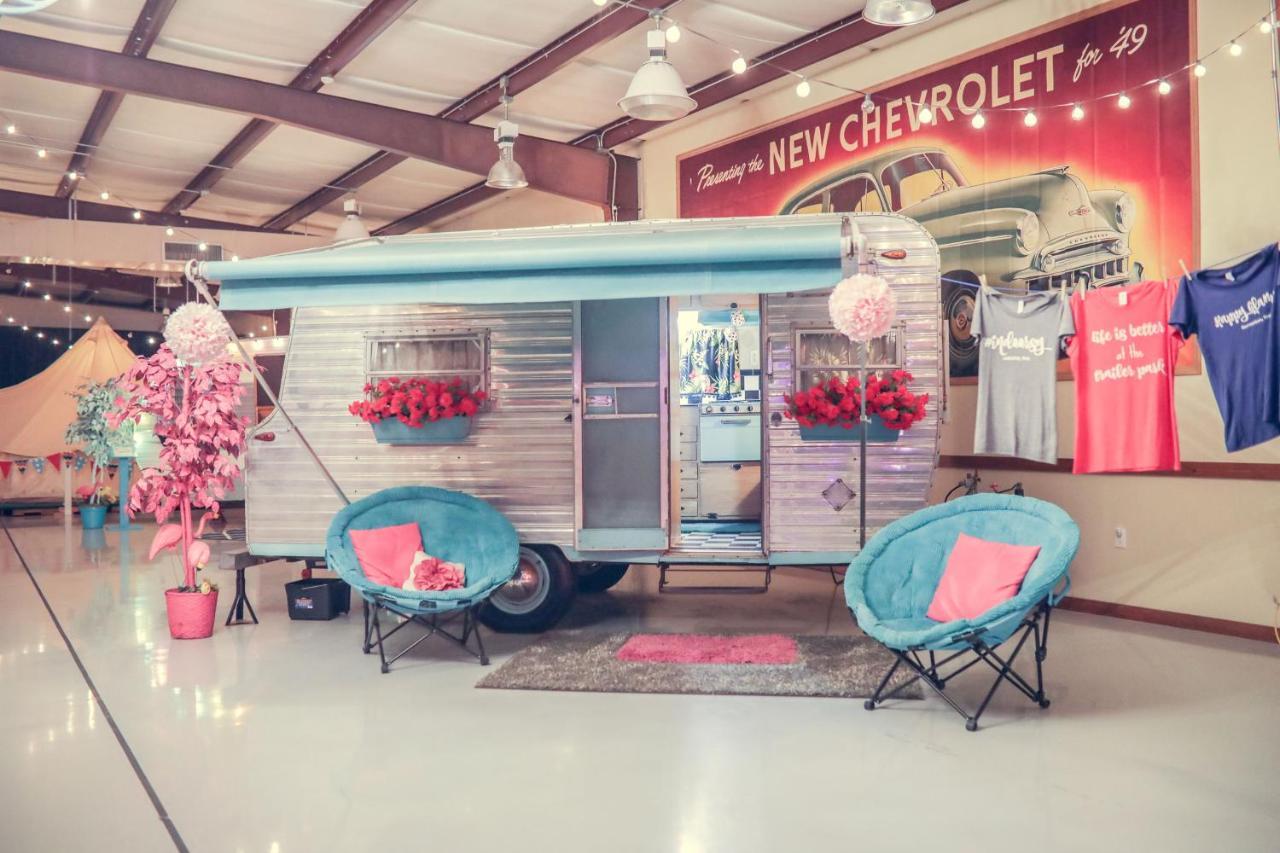 Lone Star Glamp Inn Warrenton Buitenkant foto