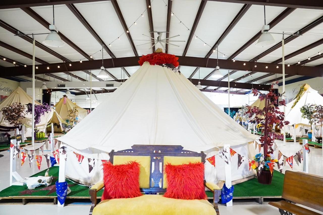 Lone Star Glamp Inn Warrenton Buitenkant foto