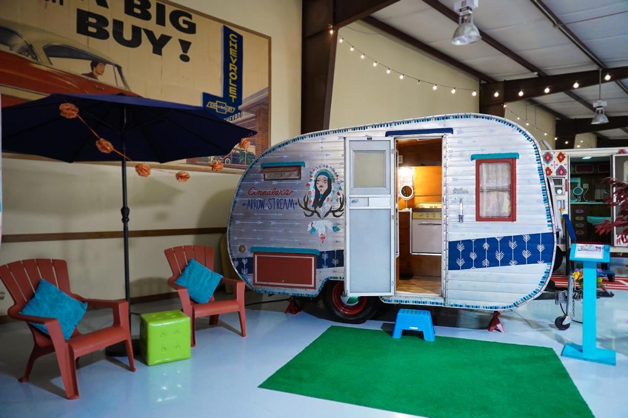 Lone Star Glamp Inn Warrenton Buitenkant foto