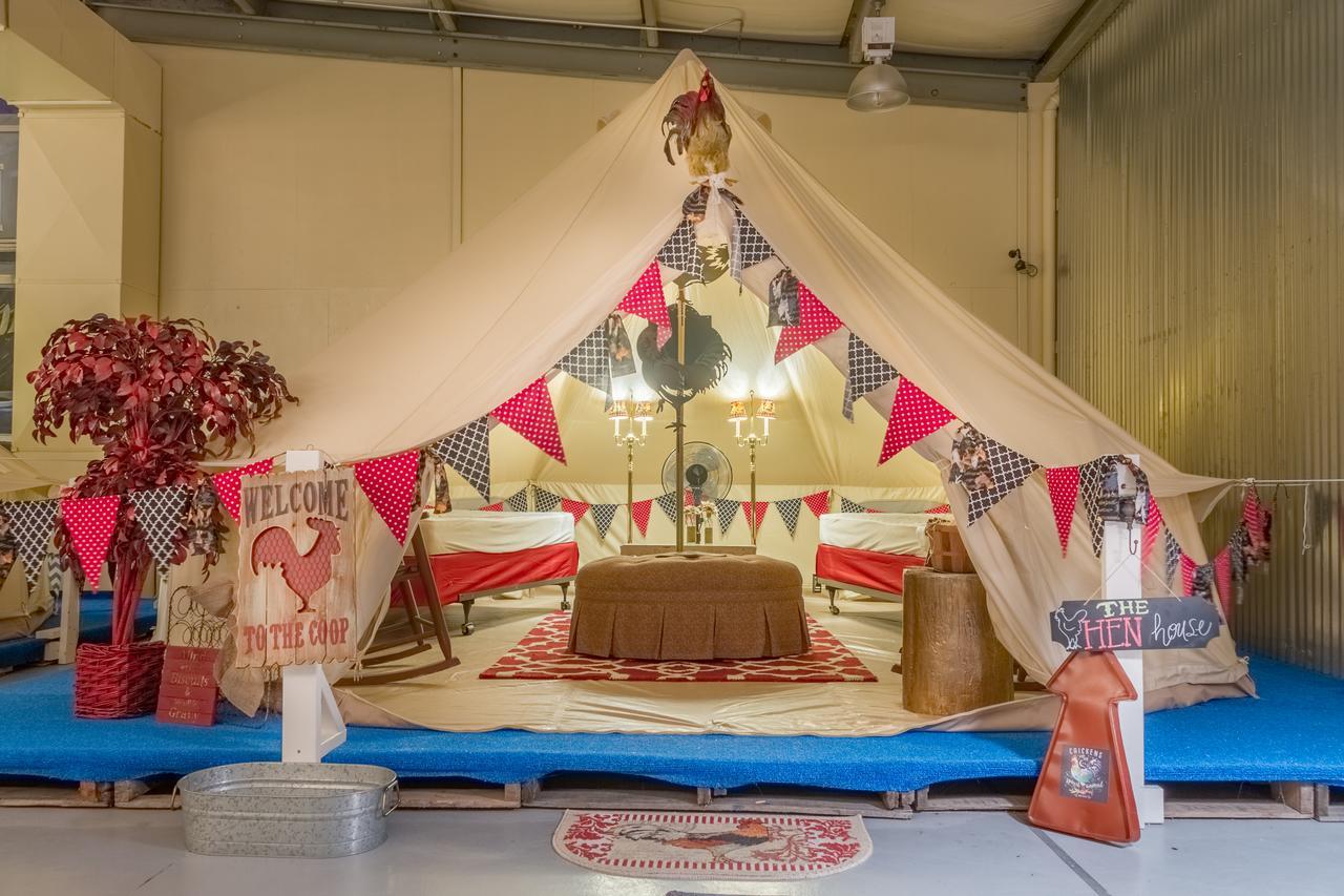 Lone Star Glamp Inn Warrenton Buitenkant foto