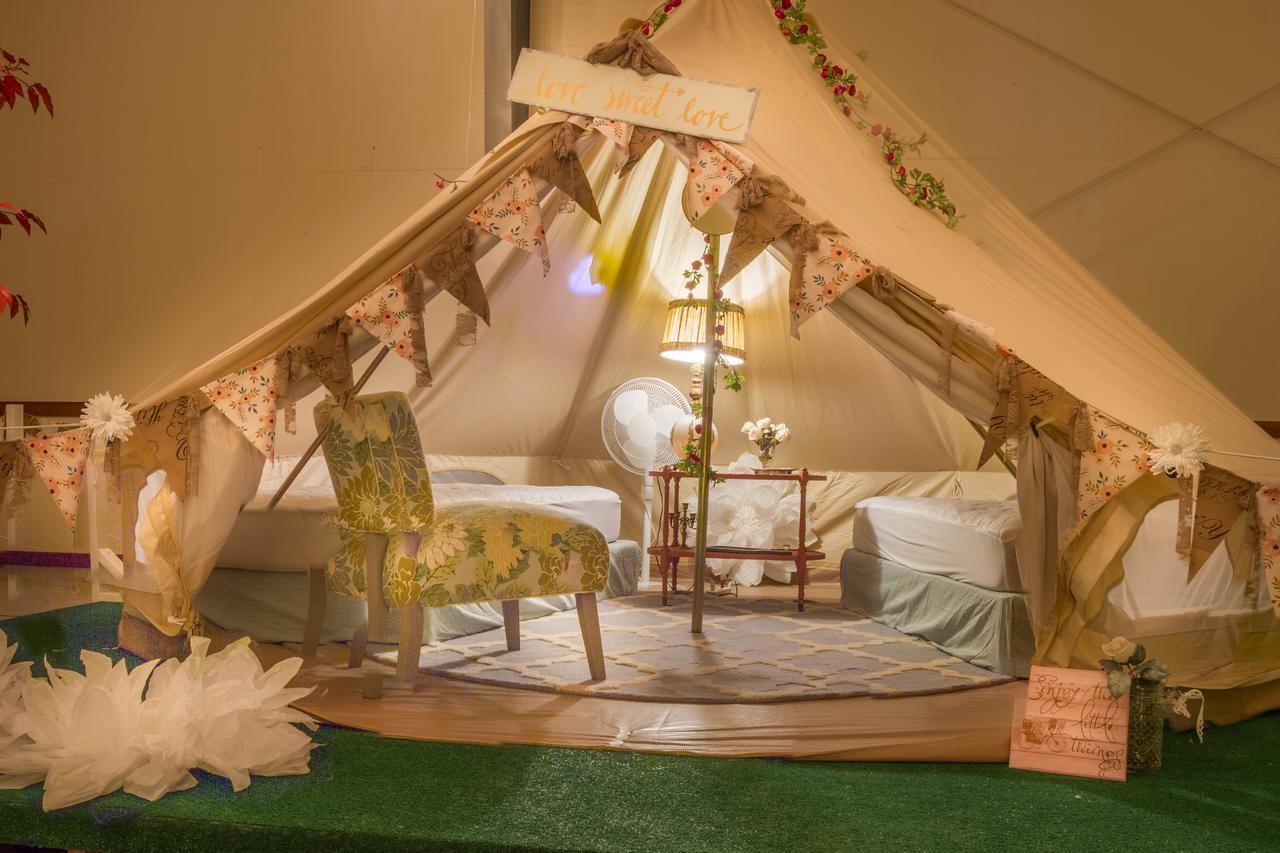 Lone Star Glamp Inn Warrenton Buitenkant foto